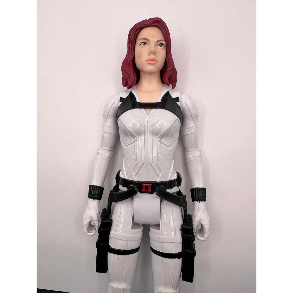 Hasbro Marvel Avengers Black Widow 12" White Snow Suit Good Titan Hero E8736
